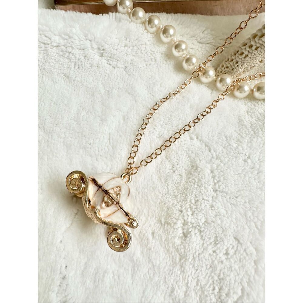 Disney’s Cinderella enchanted carriage necklace ￼